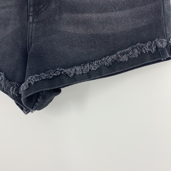 Kendall and Kylie the drifter high rise black Jean shorts Raw Hem Cuff 5/27 - Picture 2 of 4
